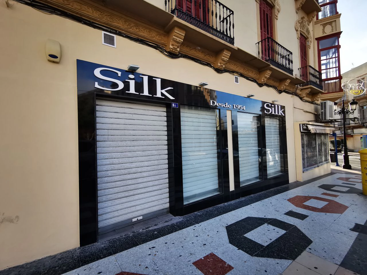 Silk fachada